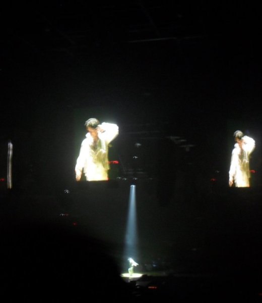 228122_10150184386647400_5199462_n